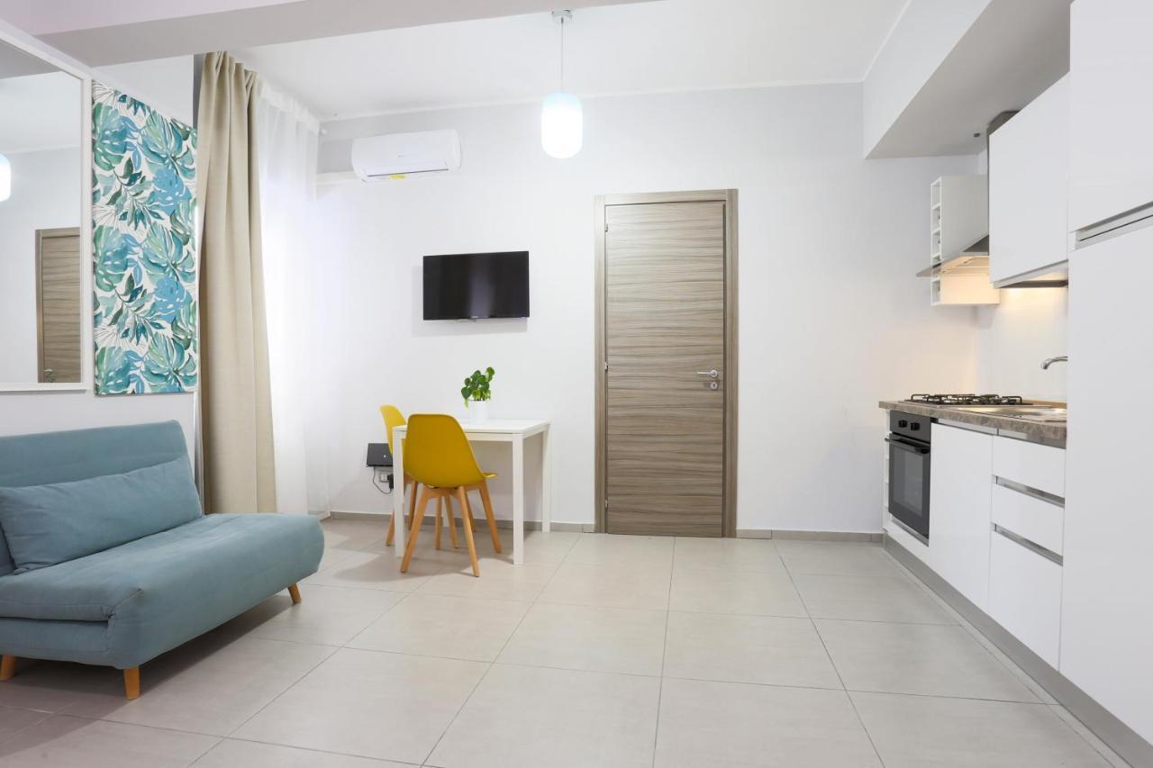 Le Stanze Di Mami Apartment Salerno Exterior photo